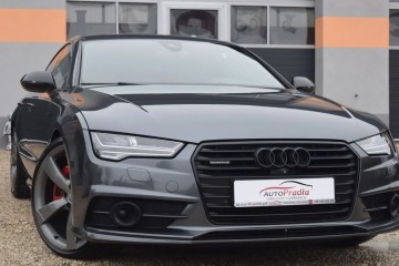 3,0 TDI 326PS Competition Quattro S-Line Matrix Radary Kamera Panorama